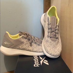 Reebok Ardara 2.0 women’s walking tennis shoes